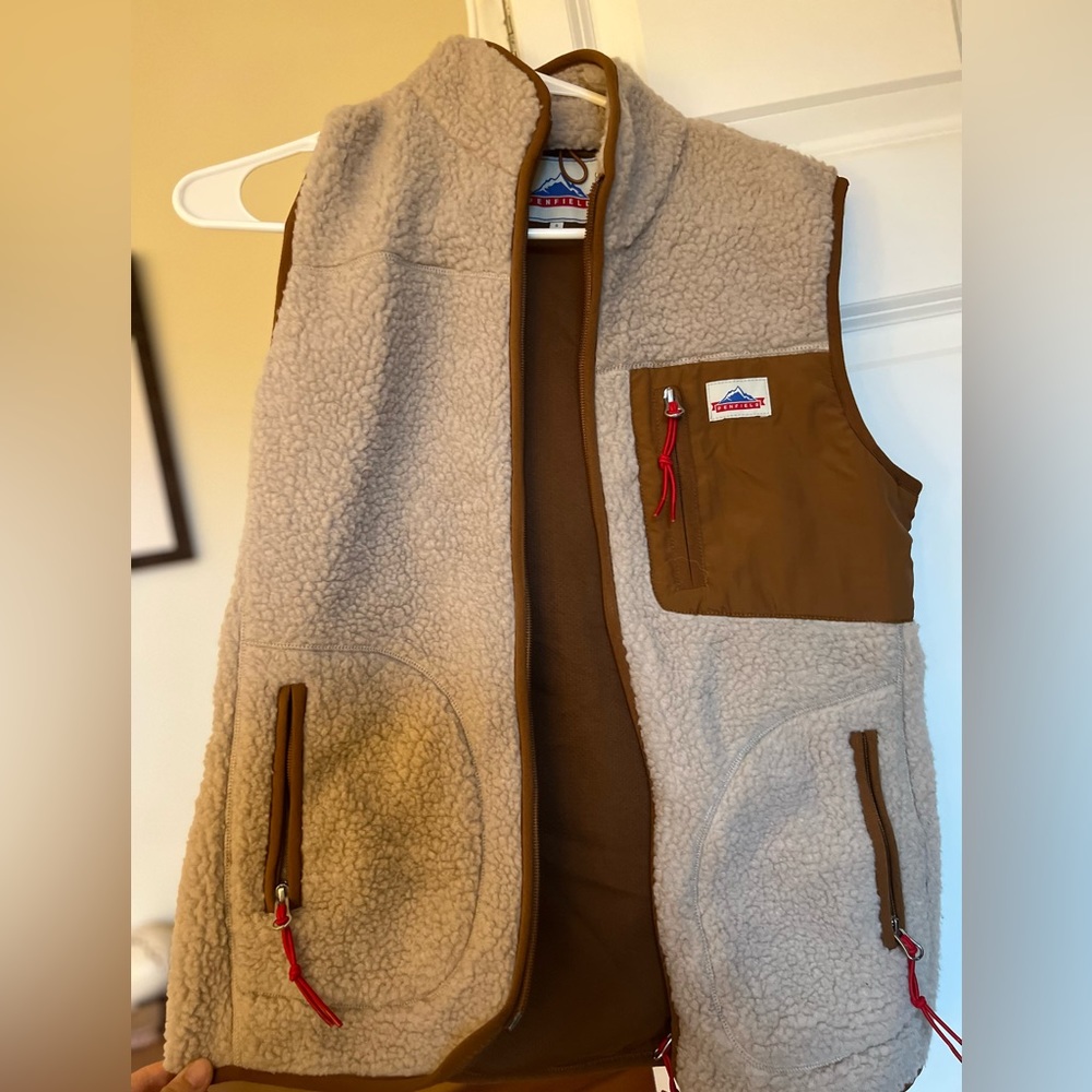 Penfield Sherpa vest size small